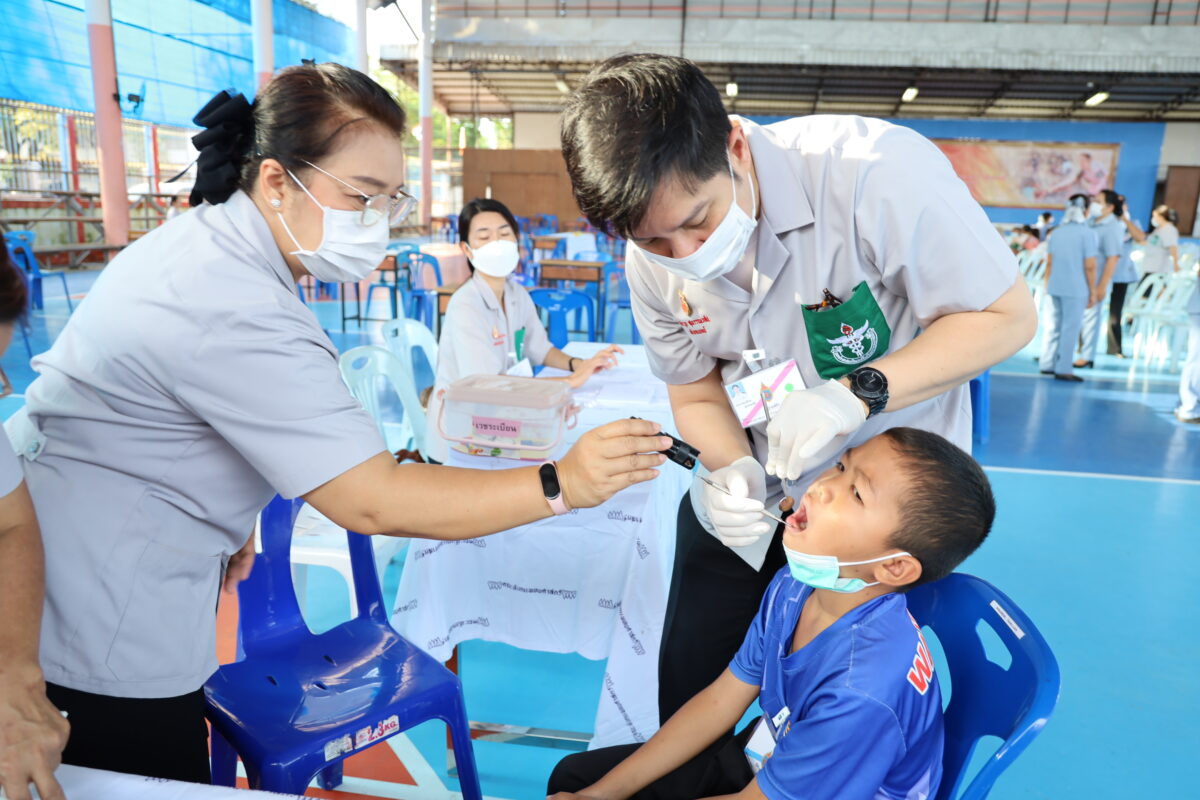 Faculty of Dentistry, KKU, joins HRH Medical Volunteer Unit (PMMV) to